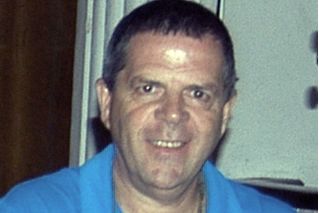Hugo René Sanz.
Licenciado en artes