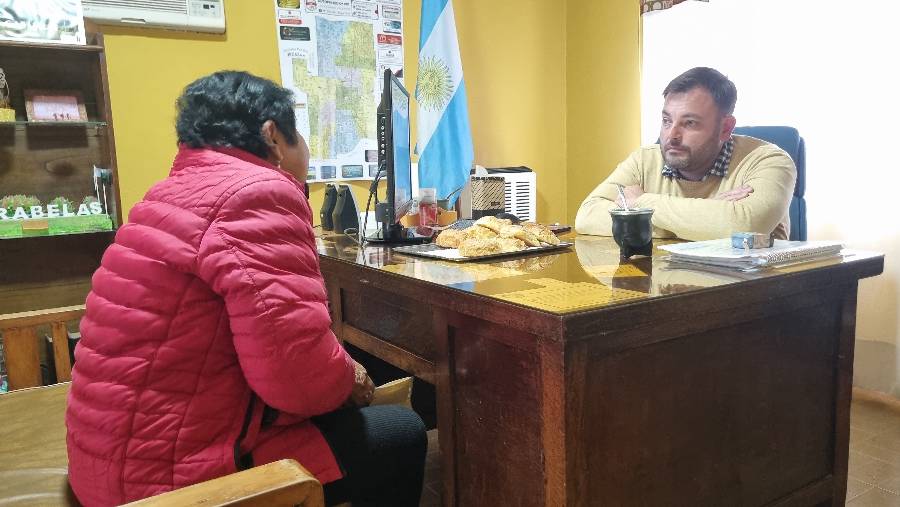 El intendente atendió a vecinos en Rafael Obligado y Carabelas